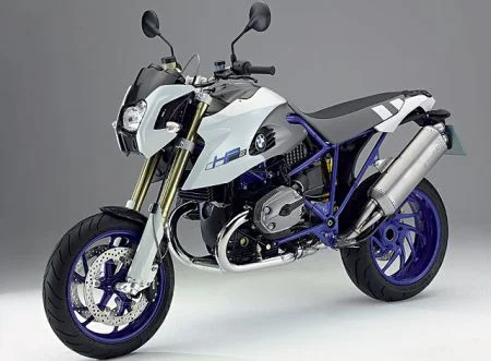 BMW HP2 Megamoto