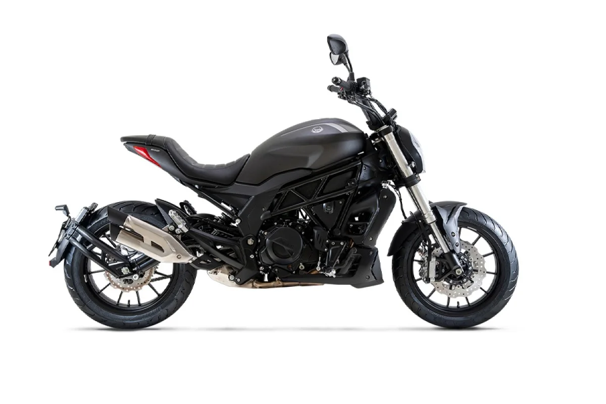 Benelli 502 Cruiser