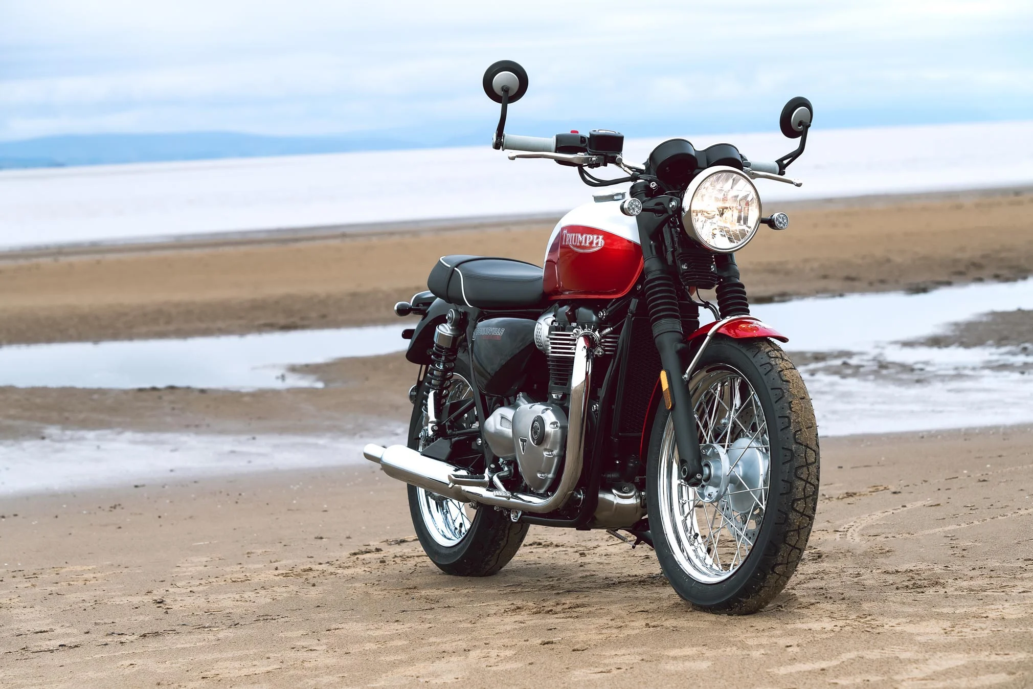 Triumph Bonneville T100 Bud Ekins