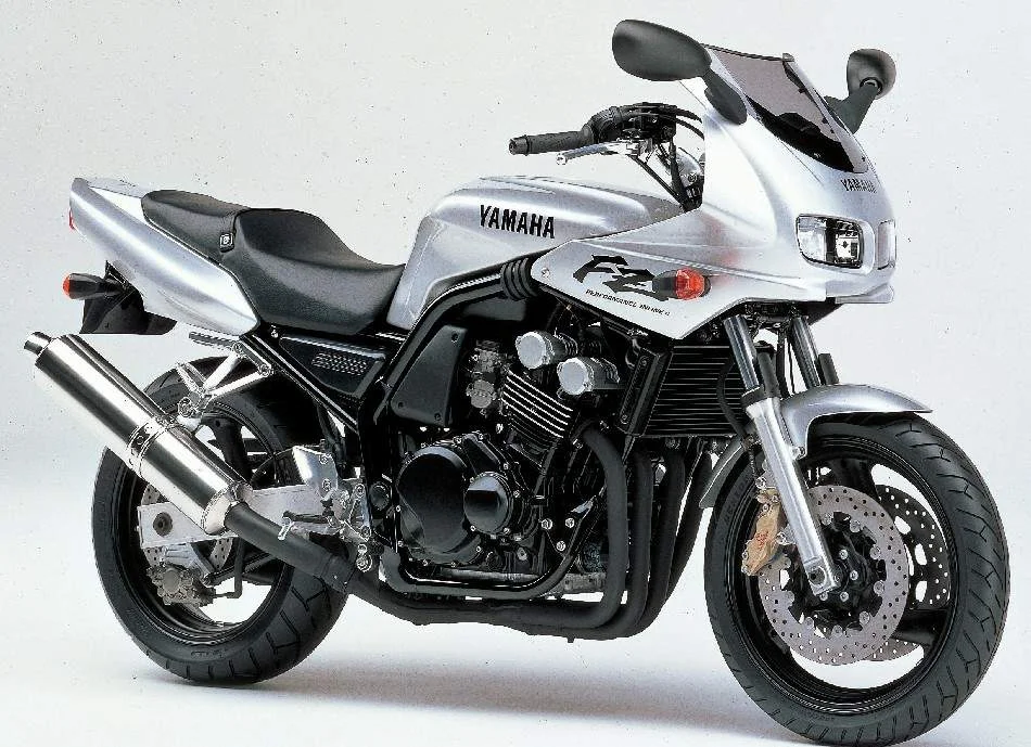 Yamaha FZS 400 Fazer