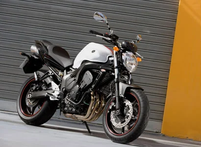 Yamaha FZ6 S2