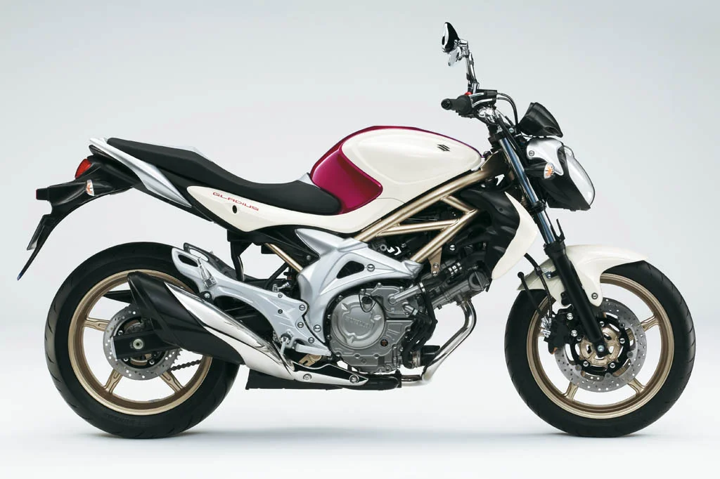 Suzuki Gladius