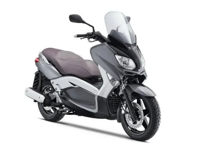 Yamaha X-MAX 250