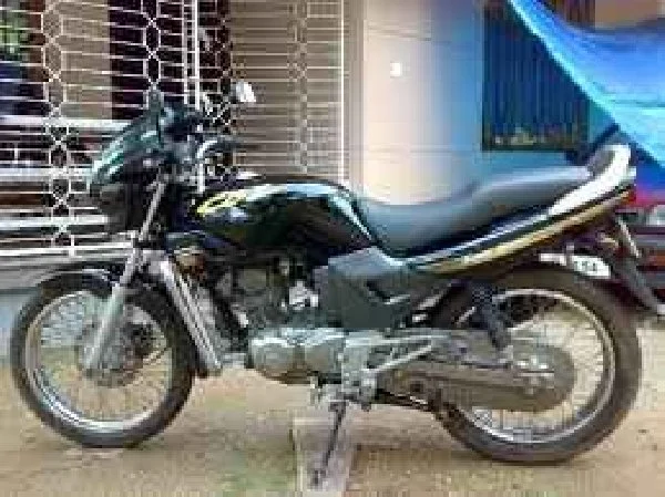 Hero CBZ 2003
