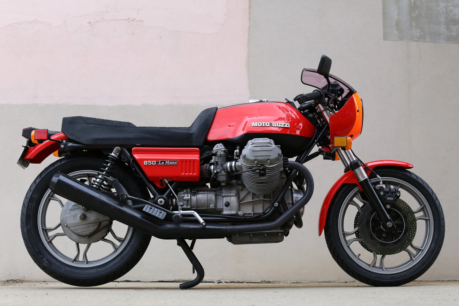 Moto Guzzi 850 Le Mans
