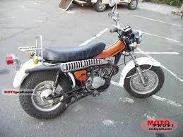Suzuki RV 125 1977