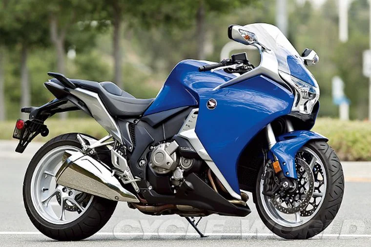 Honda VFR1200FD Dual Clutch Transmission 2012