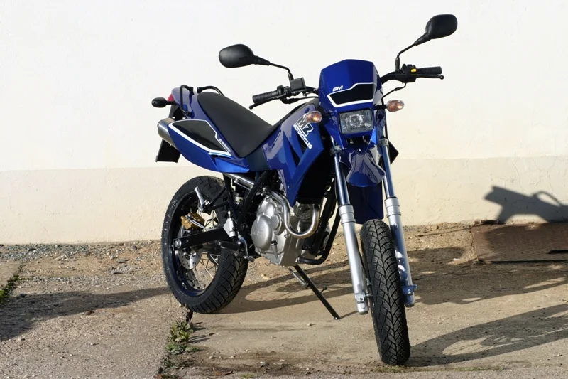 MZ 125 SM Blizzard