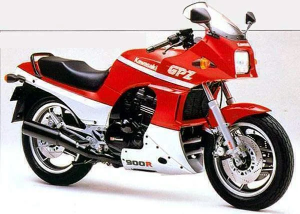 Kawasaki GPZ 900 R