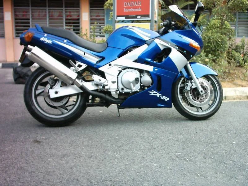 Kawasaki ZZ-R 500