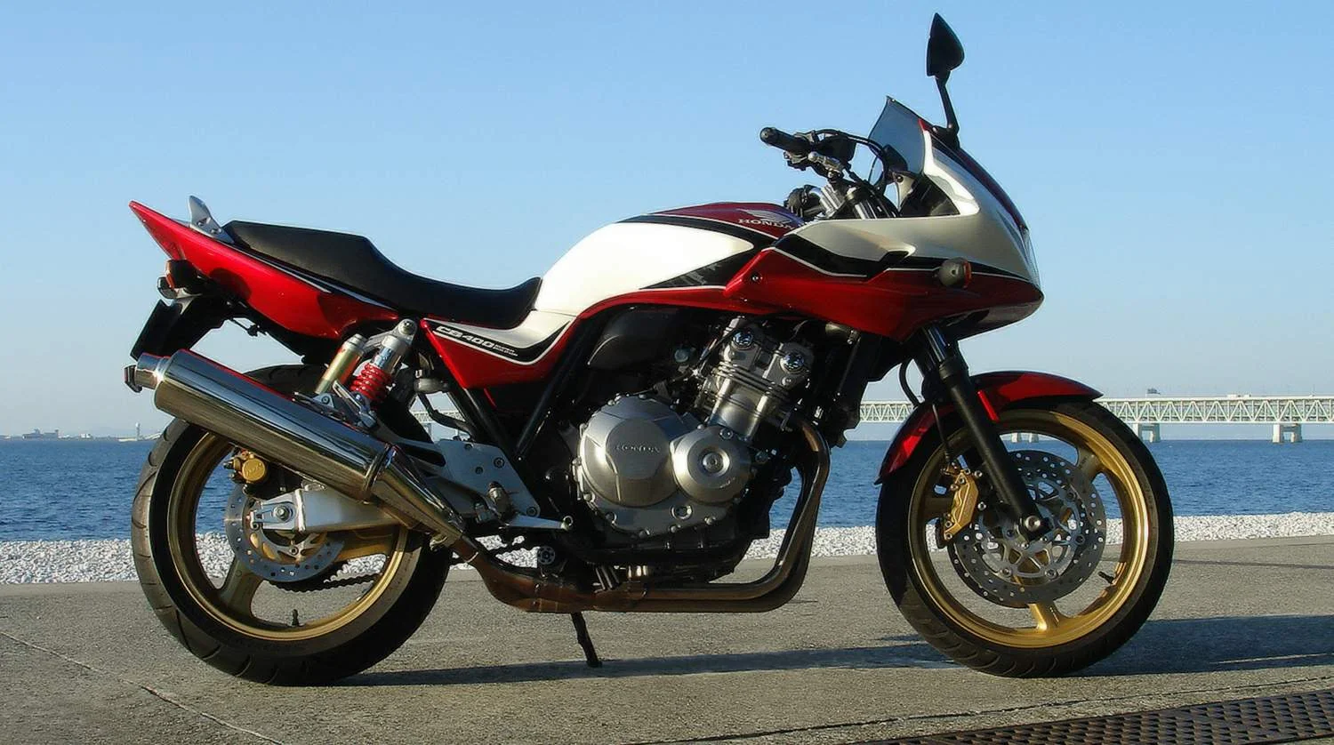 Honda CB400 Super Bol Dor ABS