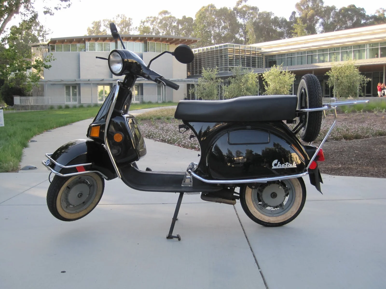 Bajaj Chetak 2006