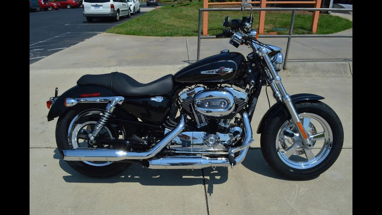 Harley-Davidson Sportster 1200 Custom