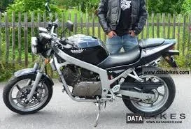 Hyosung GT 125 Naked 2005