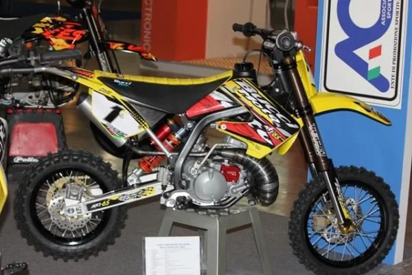 BucciMoto BR1-F6 Motard 2013