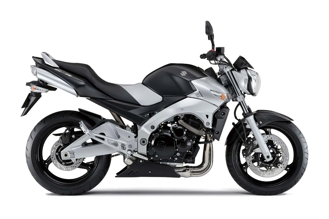 Suzuki GSR 400