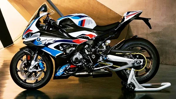BMW M 1000 RR