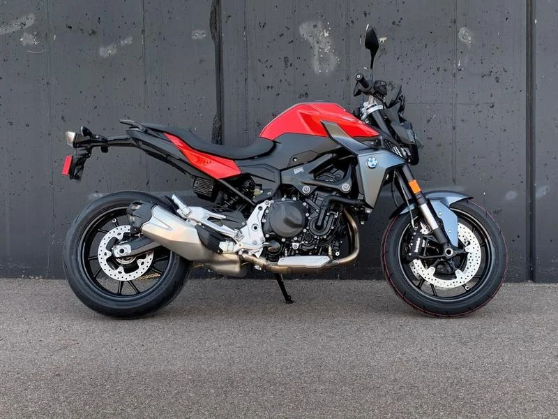 BMW F 900 R