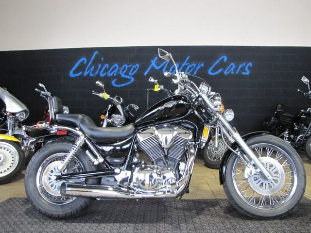 Suzuki Boulevard S83 2005