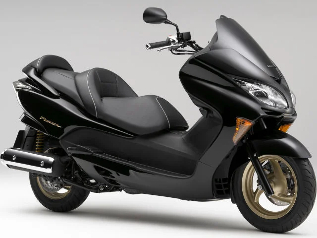 Honda Forza-EX