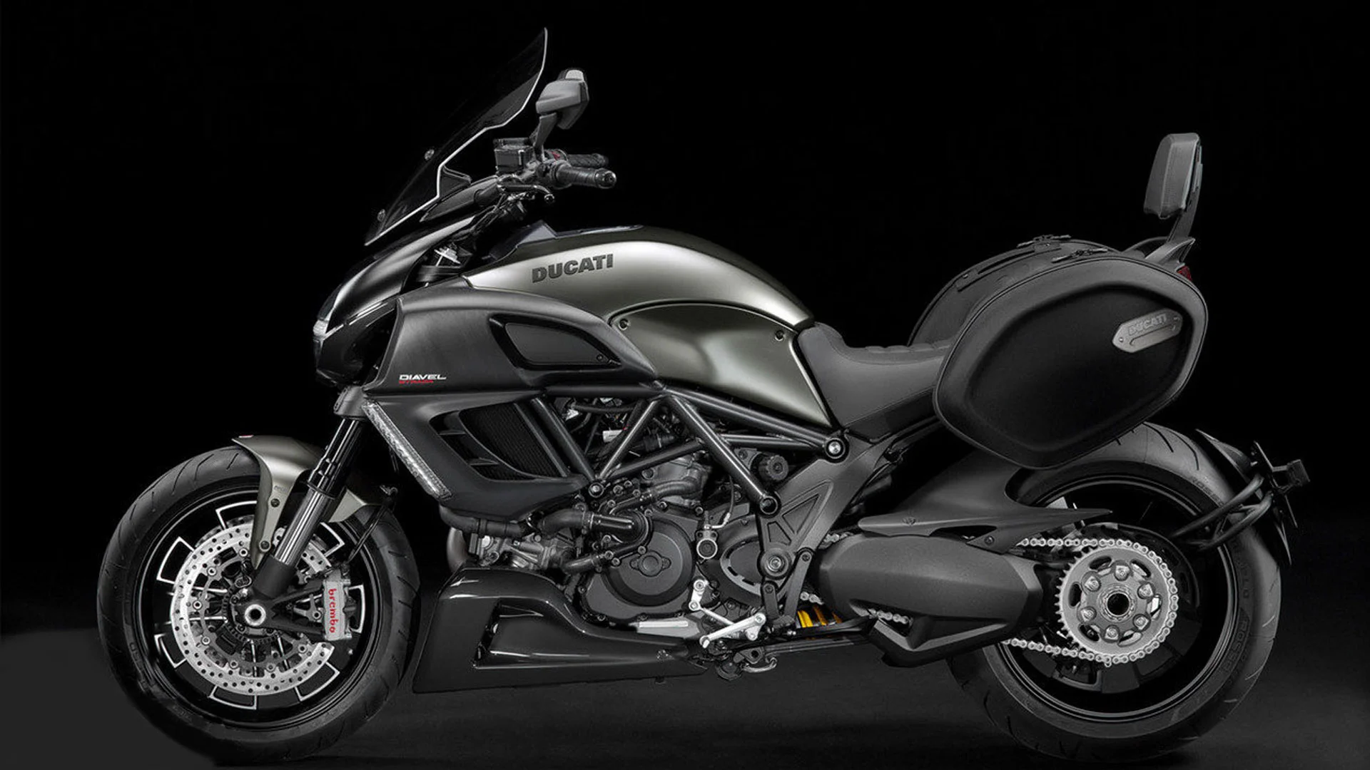Ducati Diavel Strada