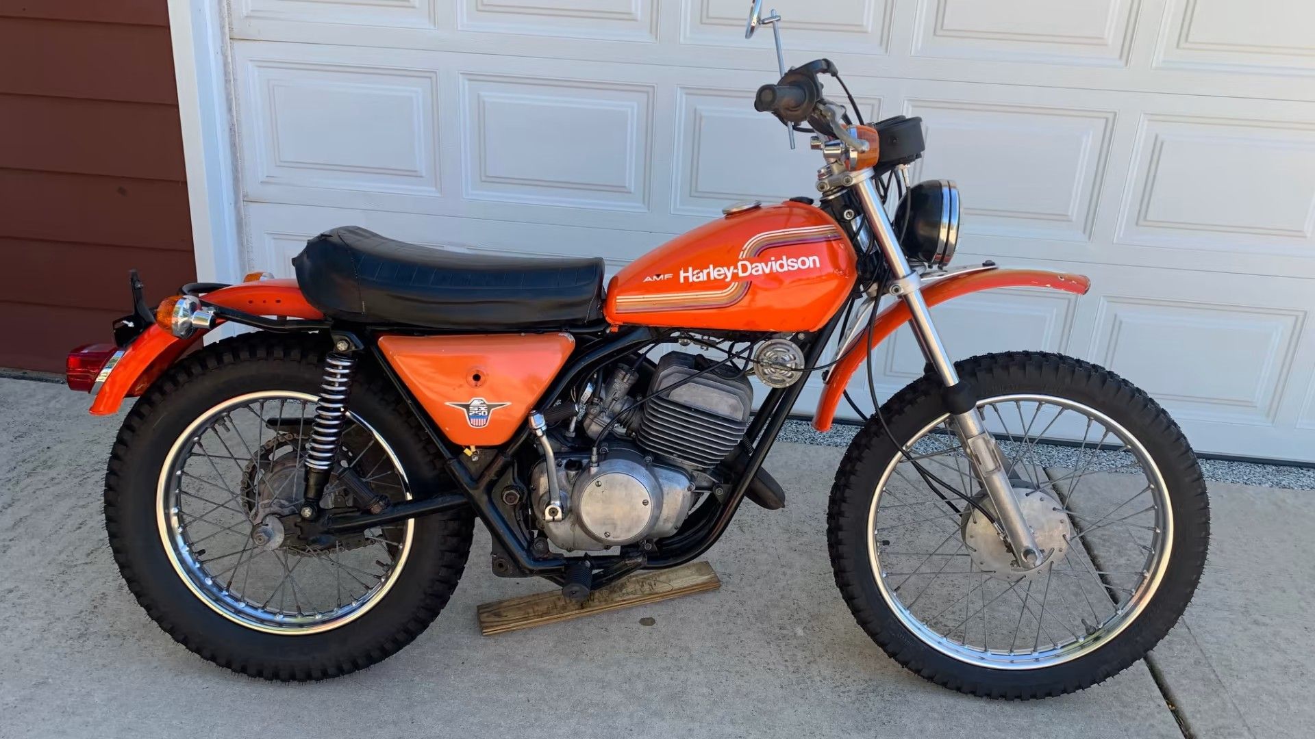 Harley-Davidson 350 