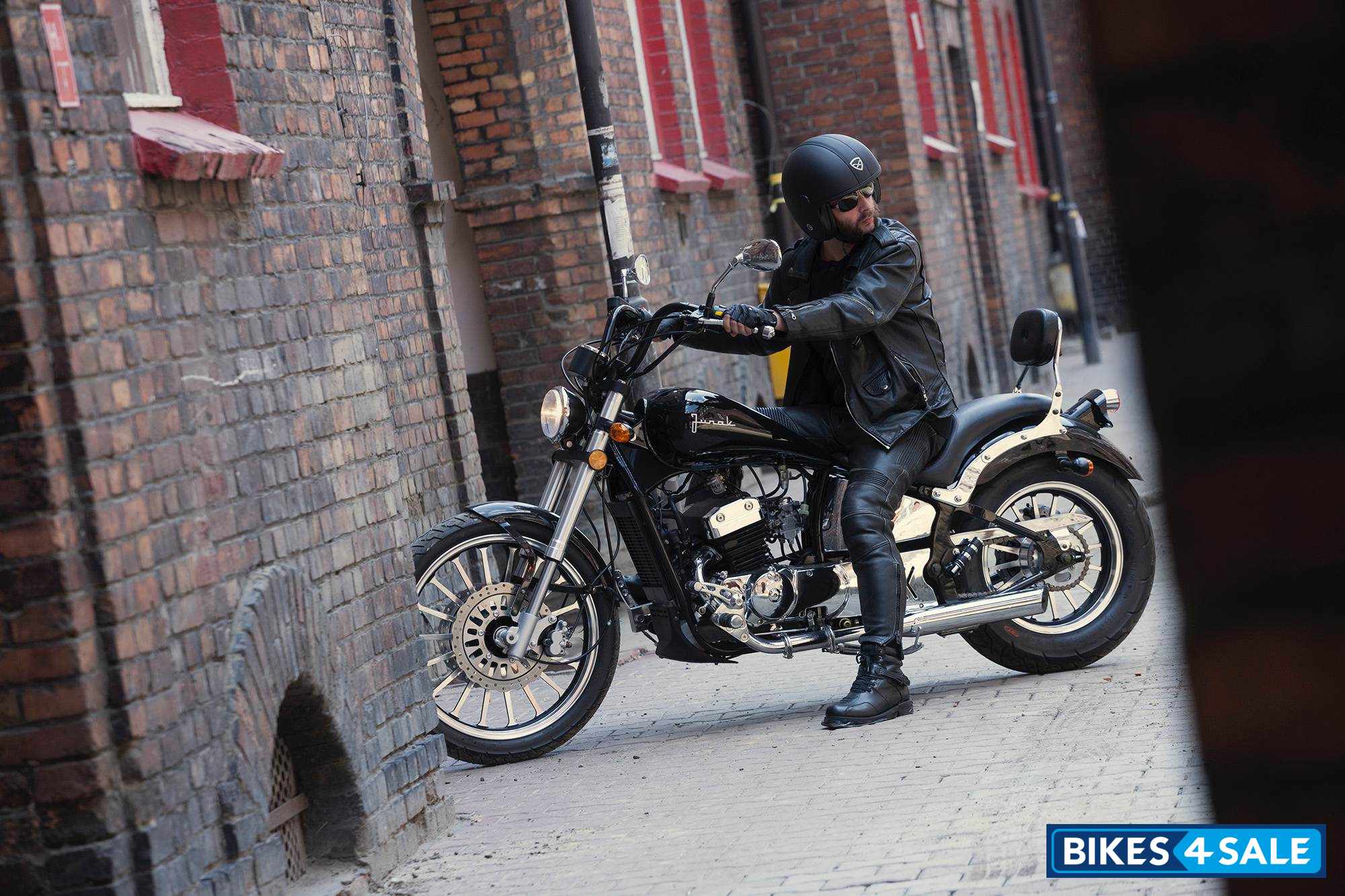Junak 125 